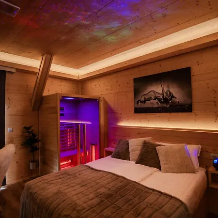 Апартаменты Wild Park Panorama With Hot Tub And Sauna *