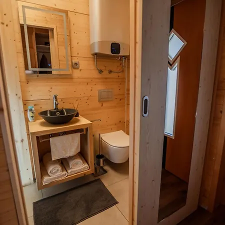 Апартаменты Wild Park Panorama With Hot Tub And Sauna *