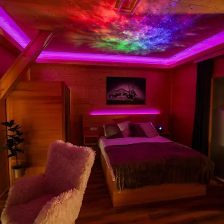 Apartment Wild Park Panorama With Hot Tub And Sauna Tolsti Vrh pri Ravnah naKoroskem