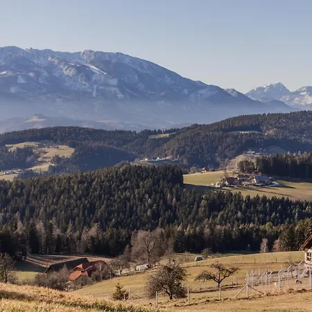 Wild Park Panorama With Hot Tub And Sauna * Tolsti Vrh pri Ravnah naKoroskem