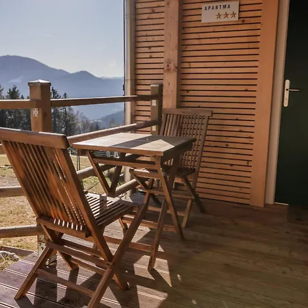 Апартаменты Wild Park Panorama With Hot Tub And Sauna Tolsti Vrh pri Ravnah naKoroskem