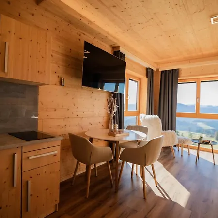 Wild Park Panorama With Hot Tub And Sauna Apartman Tolsti Vrh pri Ravnah naKoroskem