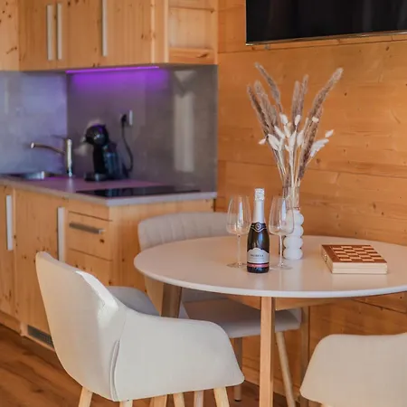 Апартаменты Wild Park Panorama With Hot Tub And Sauna Tolsti Vrh pri Ravnah naKoroskem